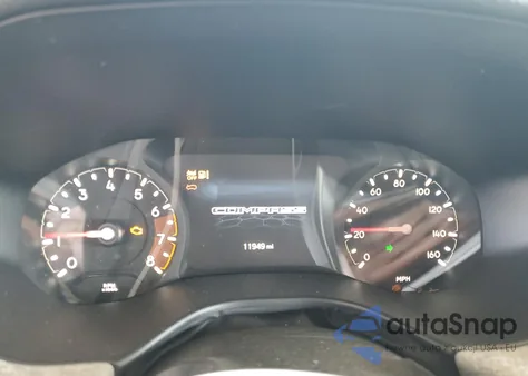 2025 Jeep Compass Latitude z USA, uszkodzony, nr VIN 3C4NJDBN3ST549796